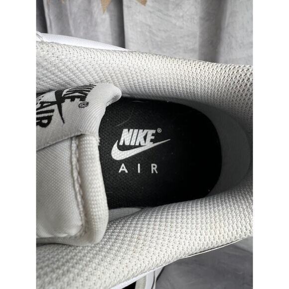 Nike Air Force 1 \'07 Low White Black Outline Swoosh Men 10.5 DV0788-103 Sneakers main image 7